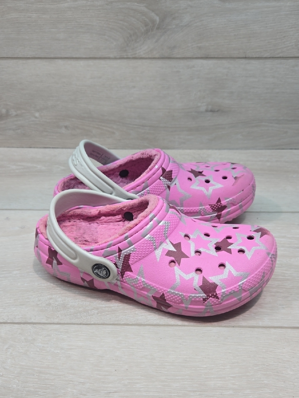 Crocs Kids Girl Pink Star Clog Shoes with Cozy Lining Insulated Clog Sz J1